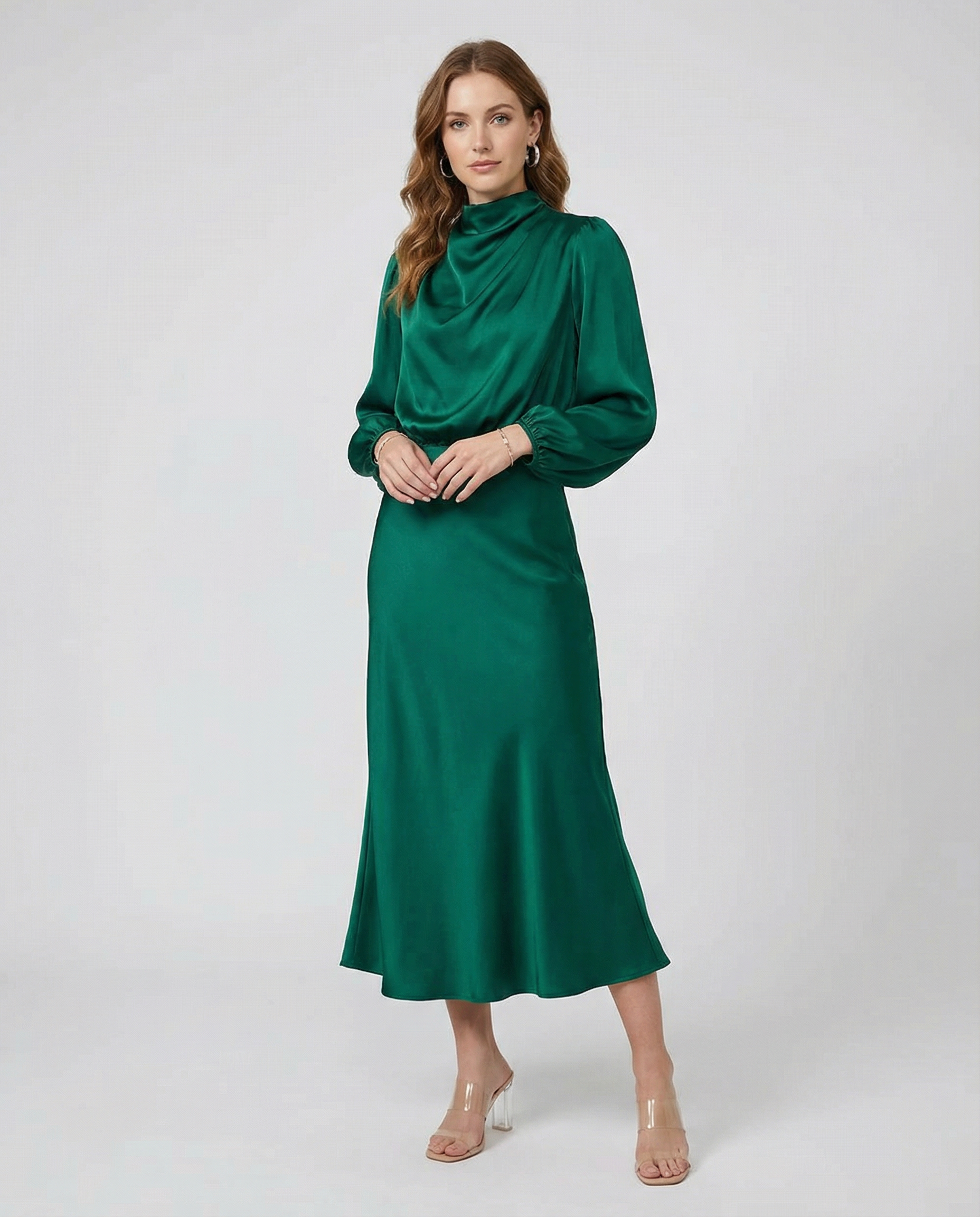 Elegant Satin Evening Dress – Chic Long Sleeves for Formal Occasions