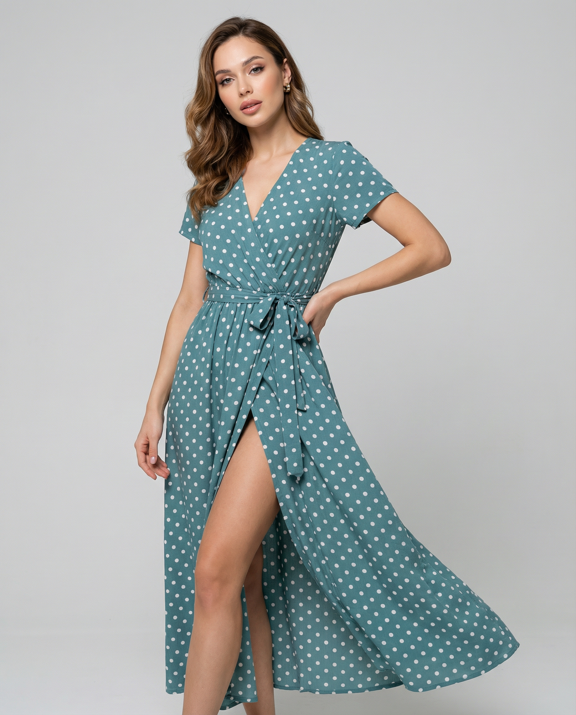 Polka Dot Maxi Dress – Stylish V-Neck Beachwear for Summer Adventures