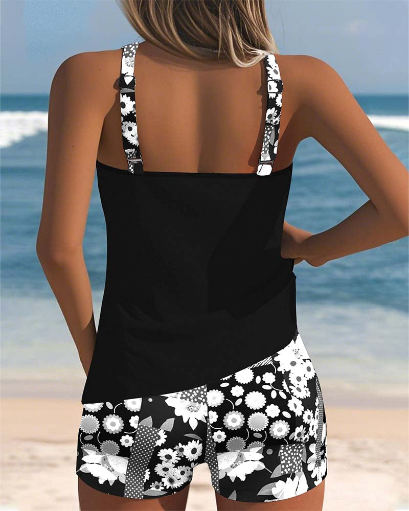 Melanie™ | Two-Piece Swimsuit with Comfortable Fit and Floral Beach Style 5