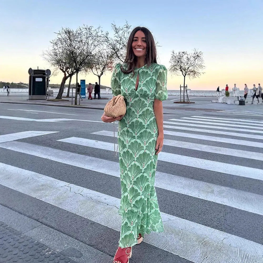 Backless Maxi Dress – Chic Hollowed-Out Design for Spring & Summer