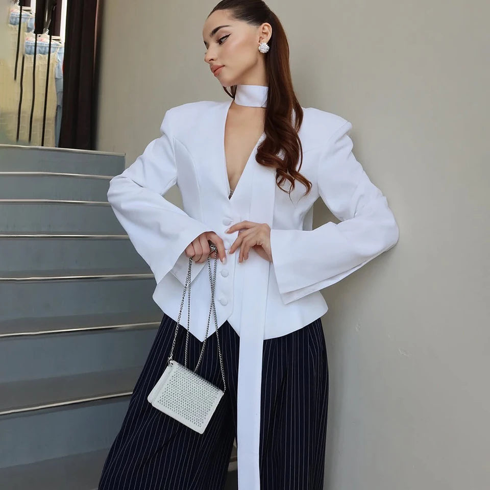 Blazer Jacket – V-Neck Casual Elegance for Autumn/Winter — model wearing