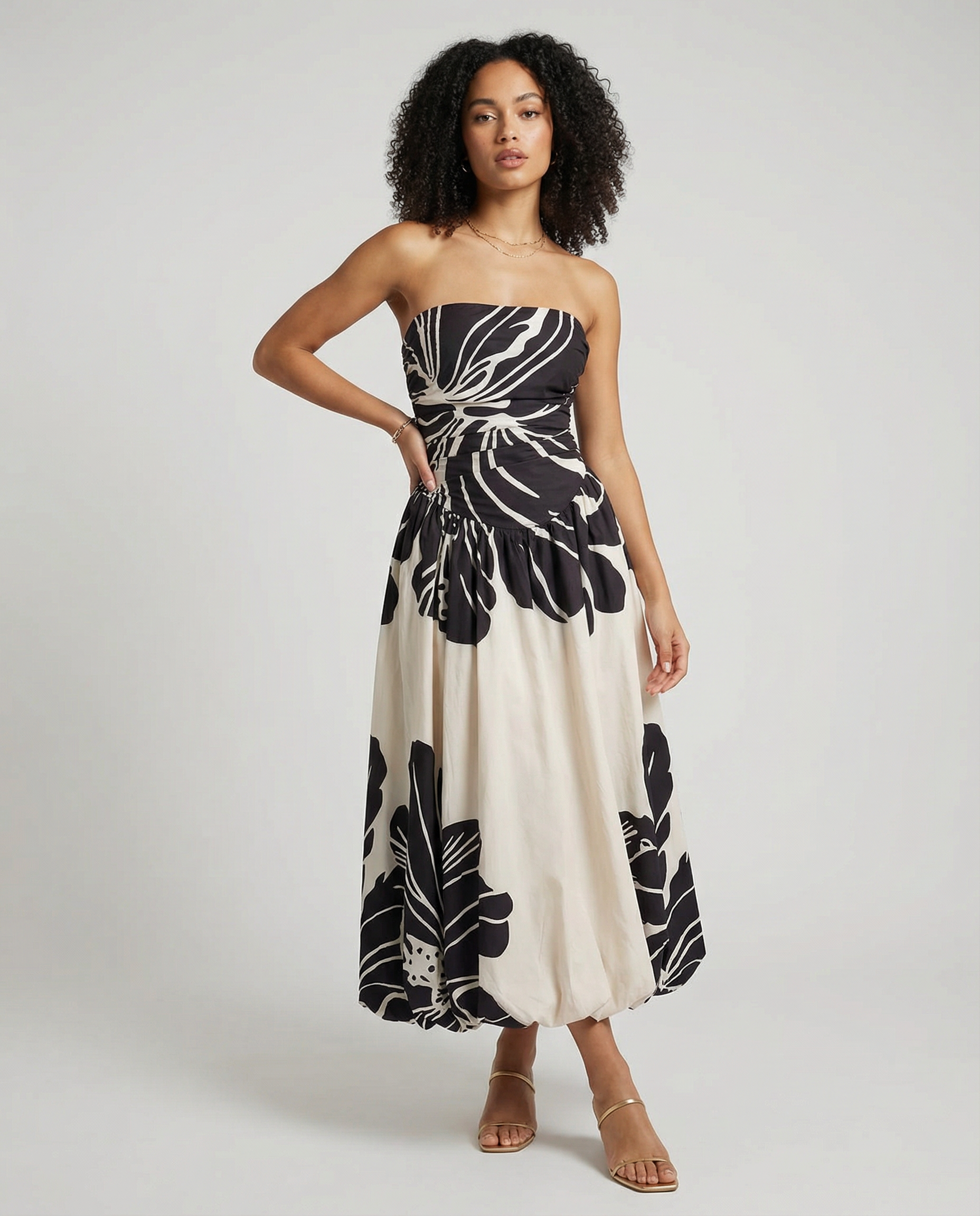 Bohemian Beach Dress – Elegant Strapless Summer Look for Wedding Guests — back view