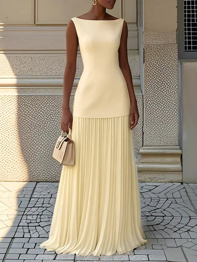 Boho Chic Maxi Dress – Elegant Pleated Design for Summer Events — detail view