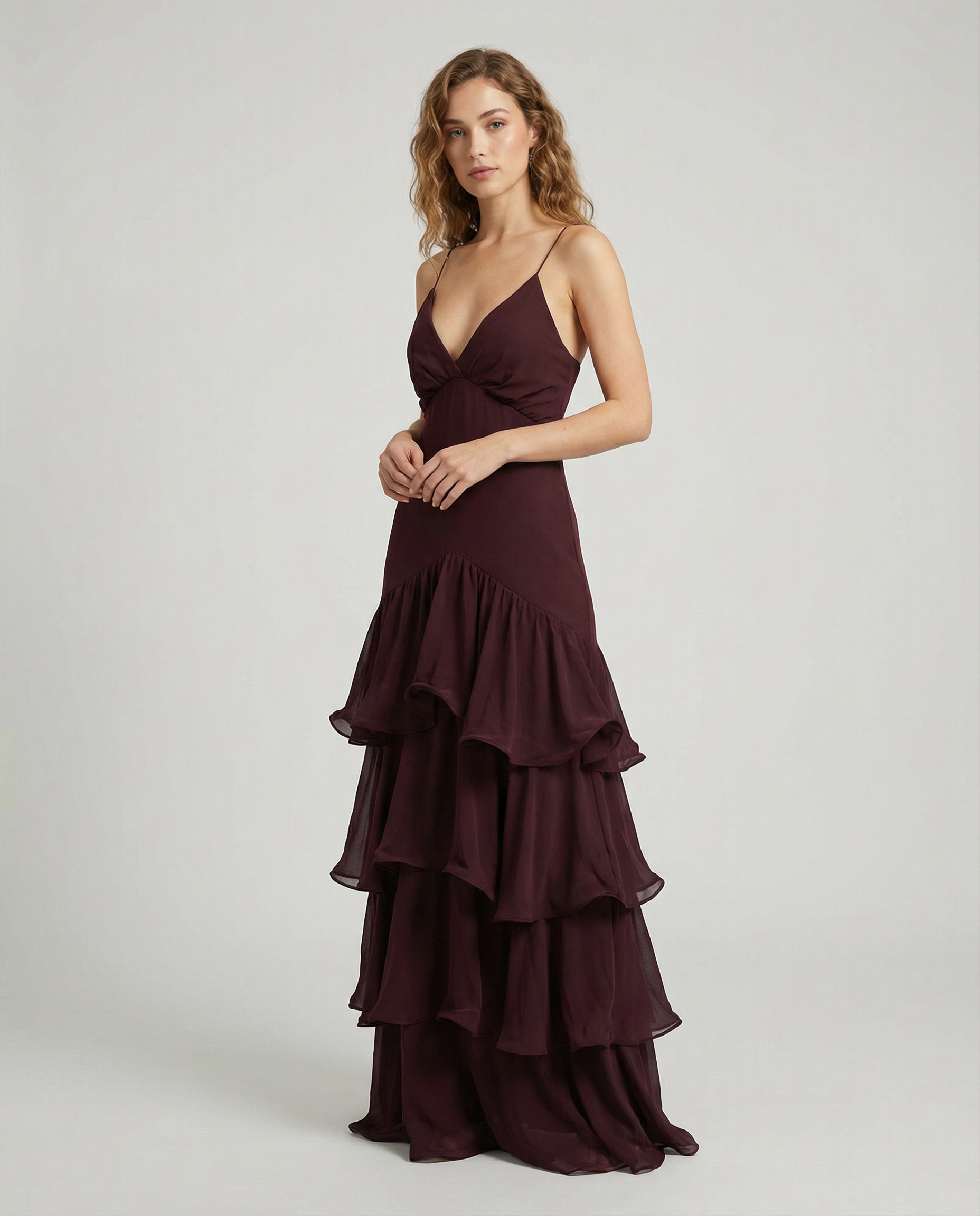 Chic Ruffle Sling Dress – Elegant Backless Summer Party Outfit — detail view