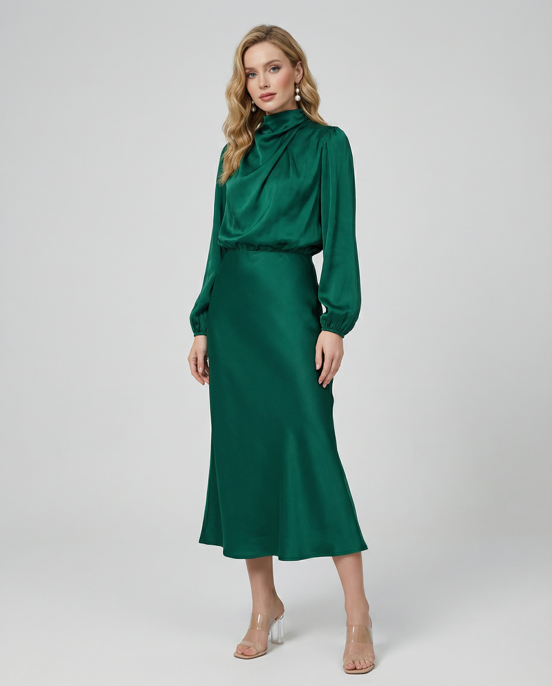 Elegant Satin Evening Dress – Chic Long Sleeves for Formal Occasions — detail view
