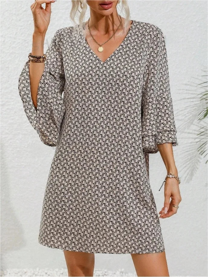 Floral Elegance Double-Layer Dress – Stylish Flare Sleeves for Wedding Guest or Summer Events — model wearing