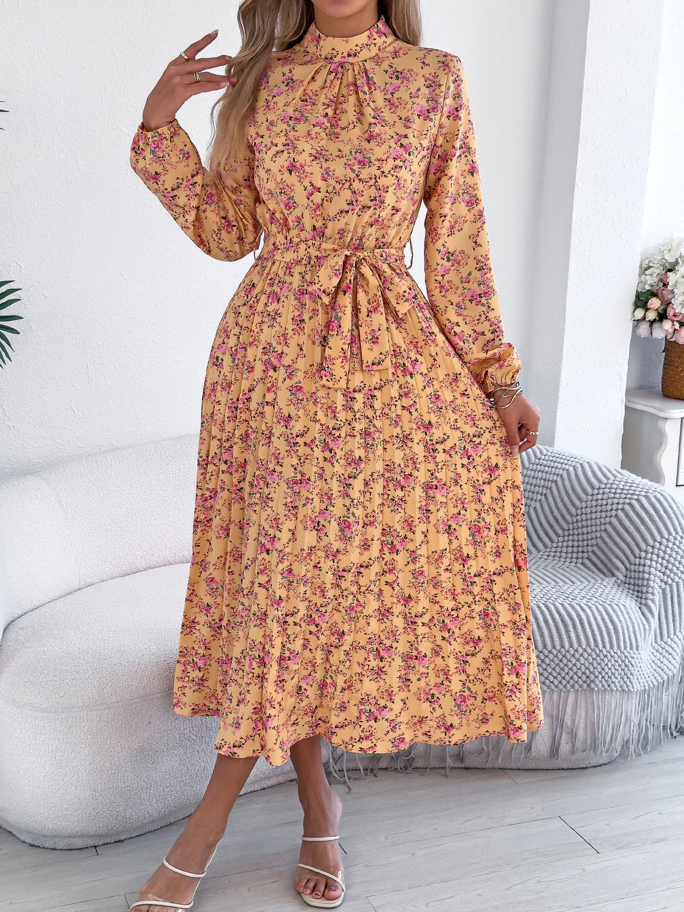 Floral Stand-Up Collar Bridesmaid Dress – Elegant Long Sleeve Design for Spring and Summer Events — close-up