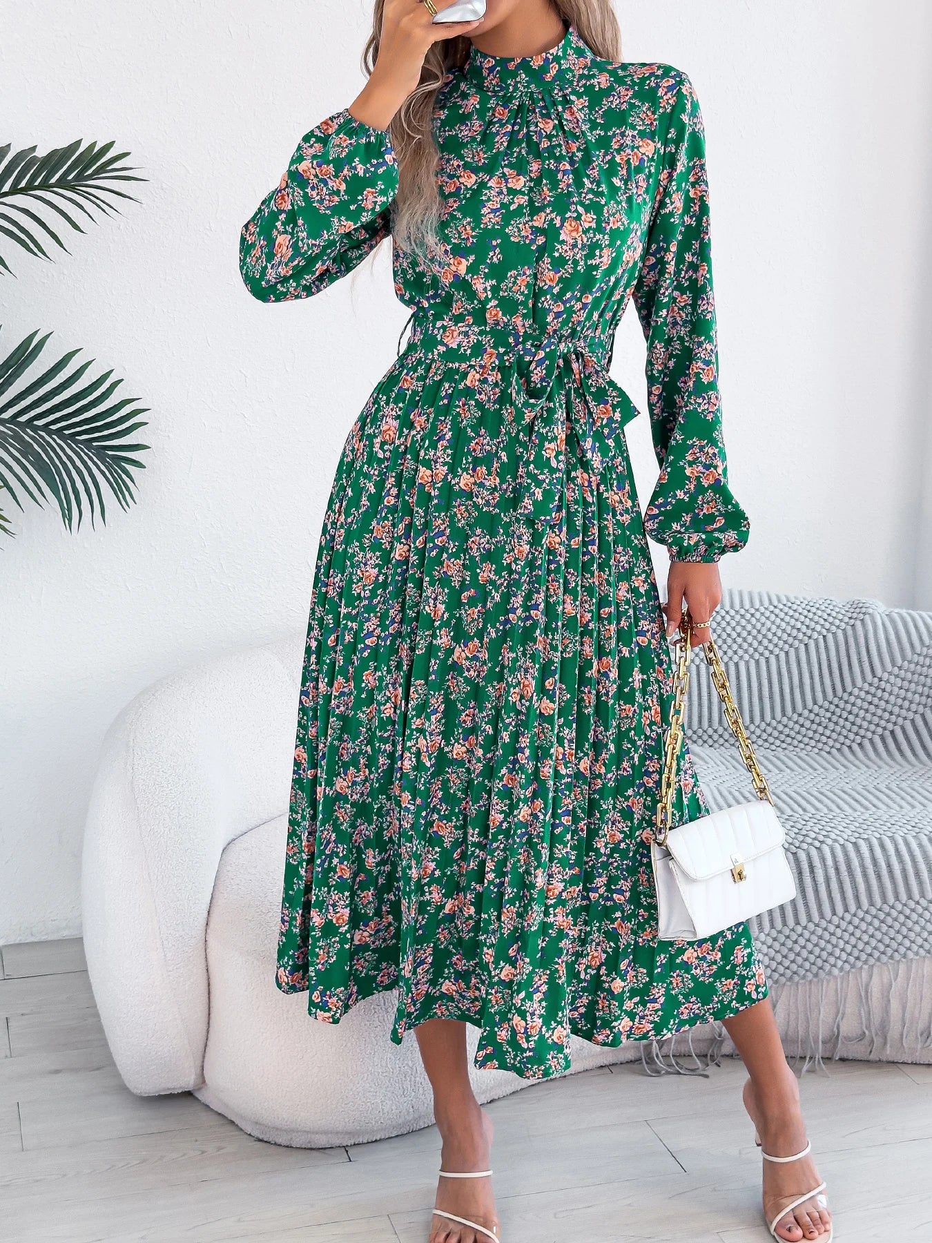 Floral Stand-Up Collar Bridesmaid Dress – Elegant Long Sleeve Design for Spring and Summer Events — detail view
