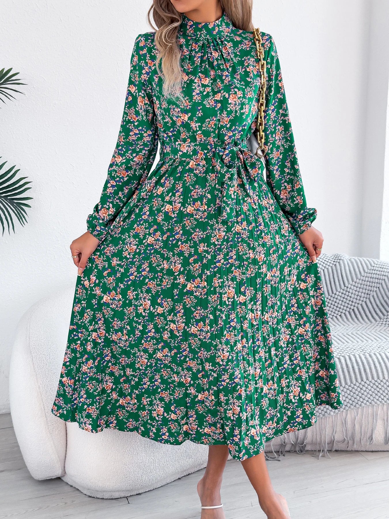 Floral Stand-Up Collar Bridesmaid Dress – Elegant Long Sleeve Design for Spring and Summer Events — side view