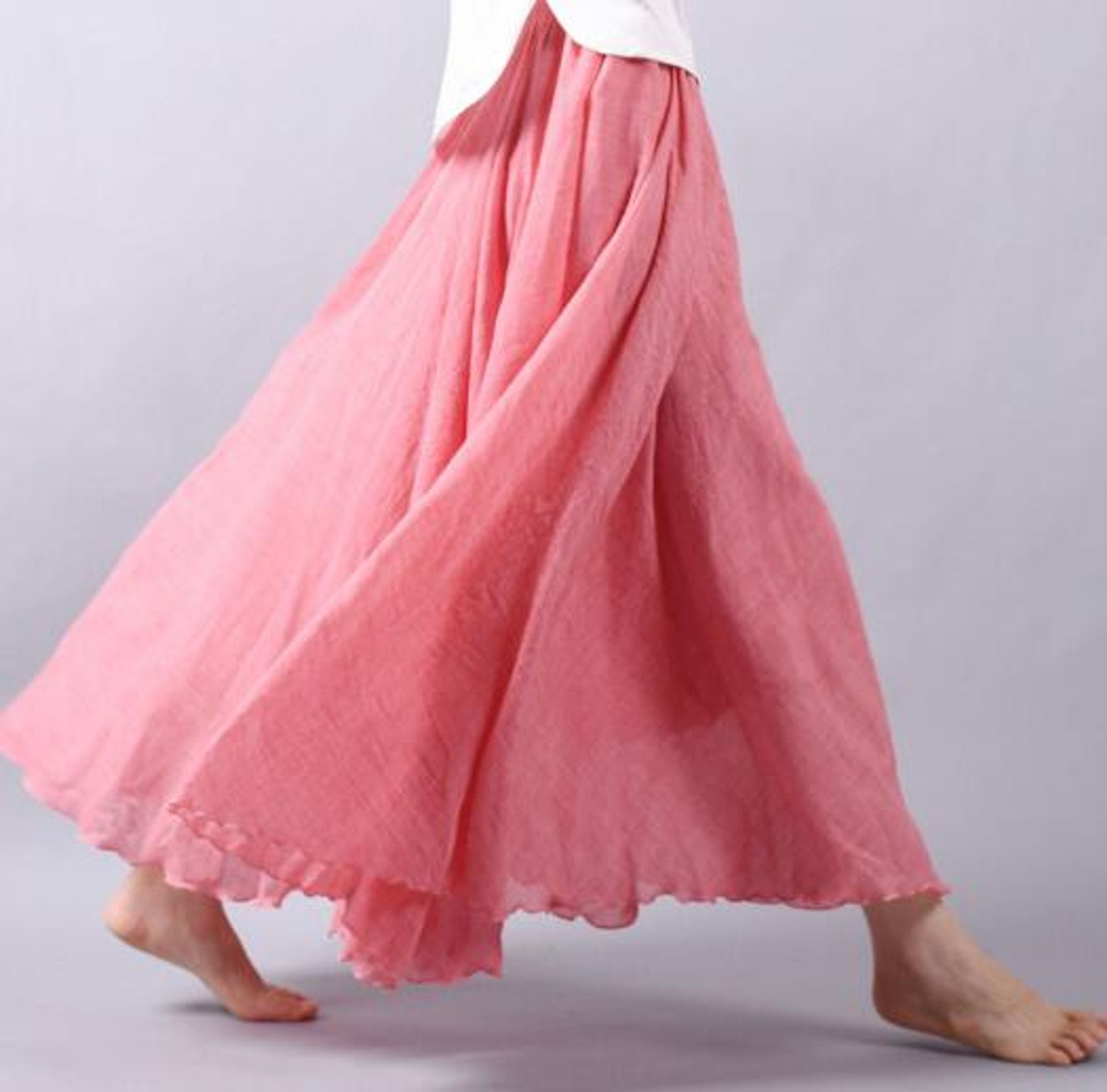 Flowy Chiffon High-Waist Summer Maxi Skirt — model wearing