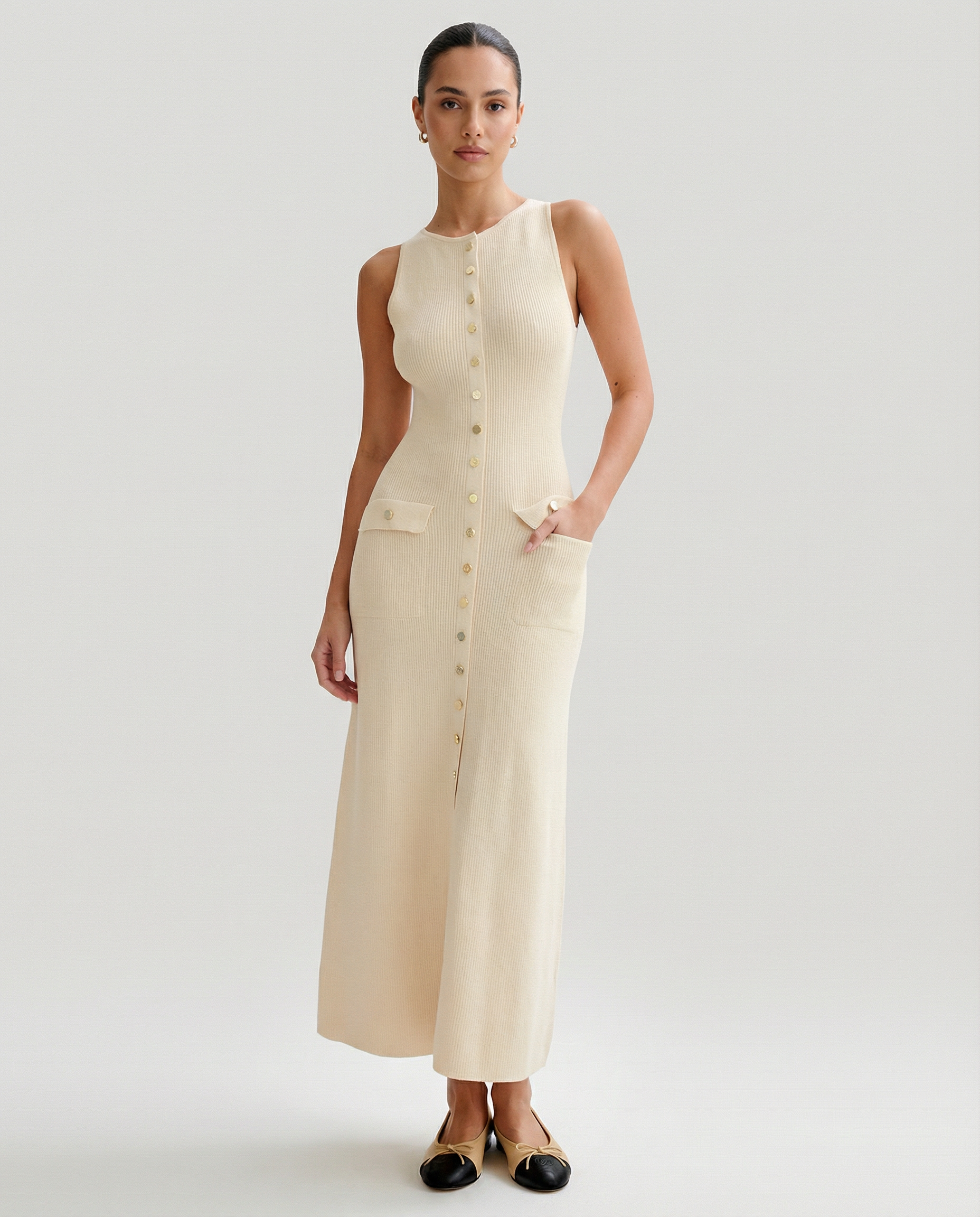 Knitted Maxi Dress – Elegant Sleeveless Bodycon Summer Outfit