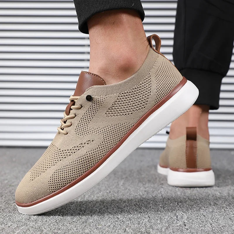Knitted Men's Walking Shoes – Lightweight Comfort for Daily Adventures — detail view