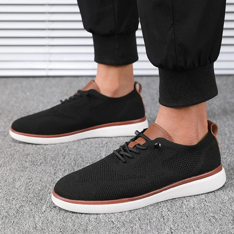 Knitted Men's Walking Shoes – Lightweight Comfort for Daily Adventures — model wearing