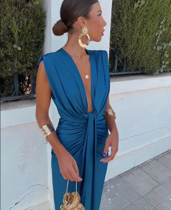 Knot Front Sleeveless Pleated Maxi Dress for Elegant Events — detail view