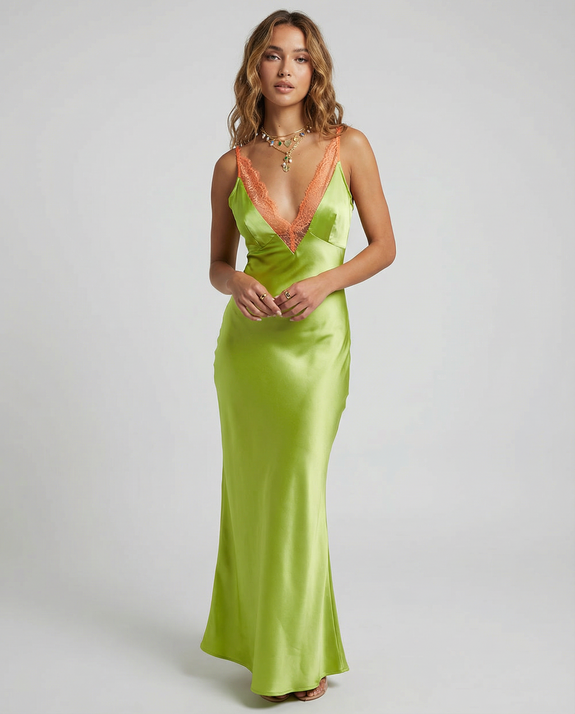 Lace Maxi Dress – Elegant V-Neck Backless Long Dress for Women — detail view