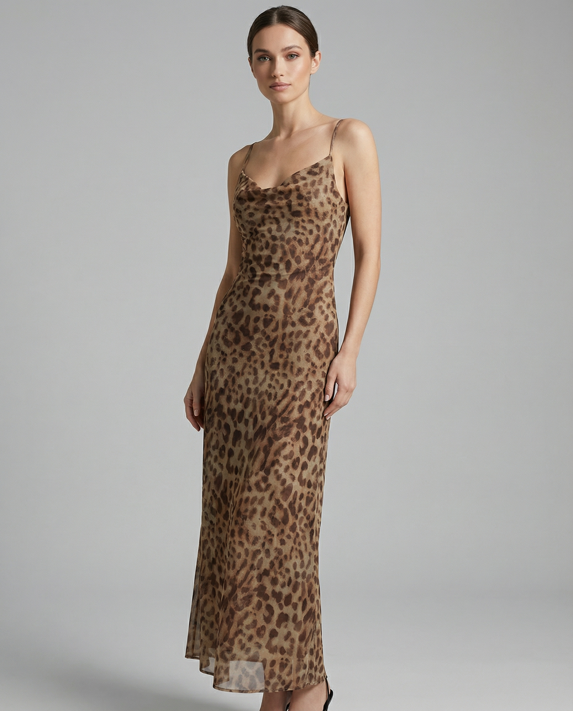 Leopard Print Swing Dress – Playful Ruffled Summer Party Outfit — side view