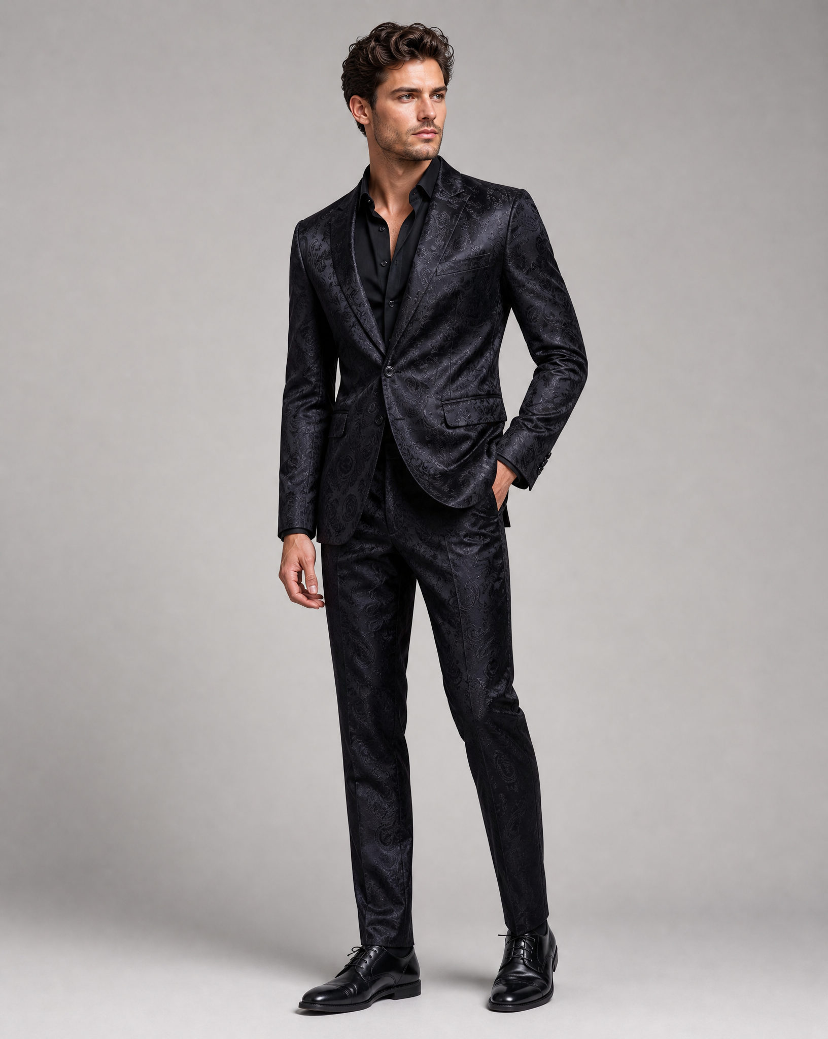 Lightweight Slim Fit Tailored Suit for Men