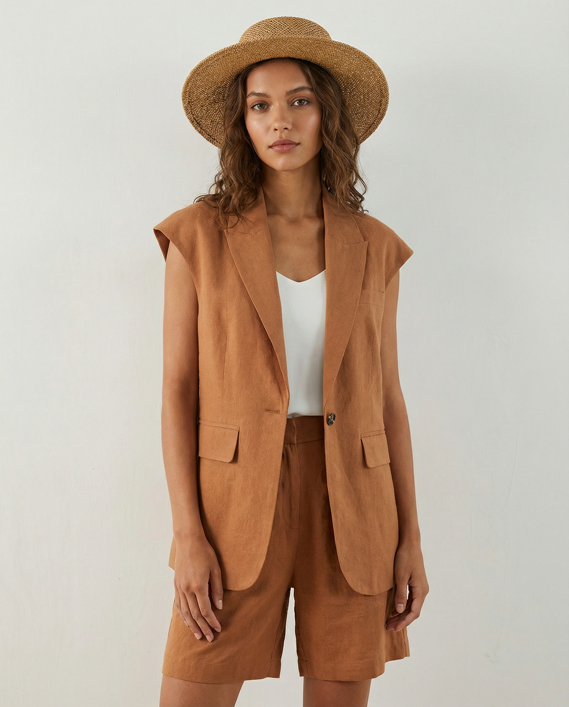 Linen-Cotton Women's Blazer – Tailored Lightweight Suit for Versatile Summer Styling — detail view