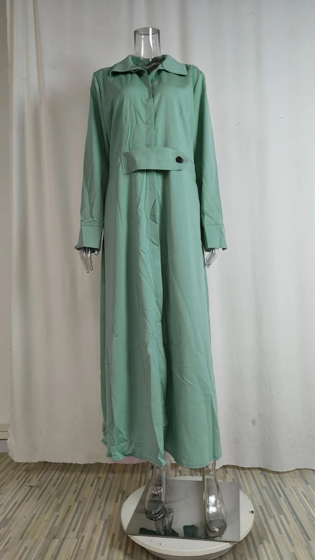 Maxi Dress – Casual V-Neck Long Sleeve with Pockets for Effortless Summer Style — model wearing