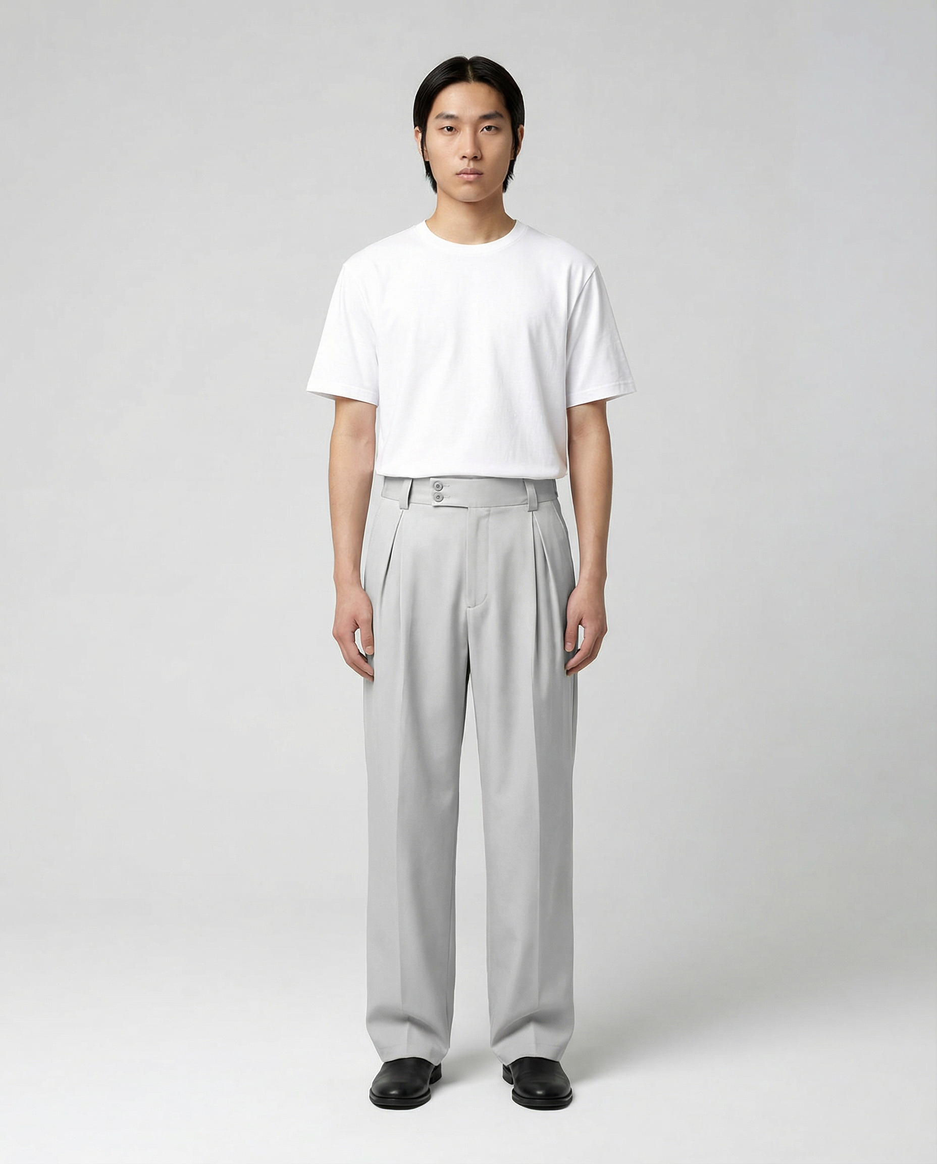Men's Wide Leg Pleated Trousers – High Waisted Relaxed Fit Tailored Smart Casual Pants — model wearing