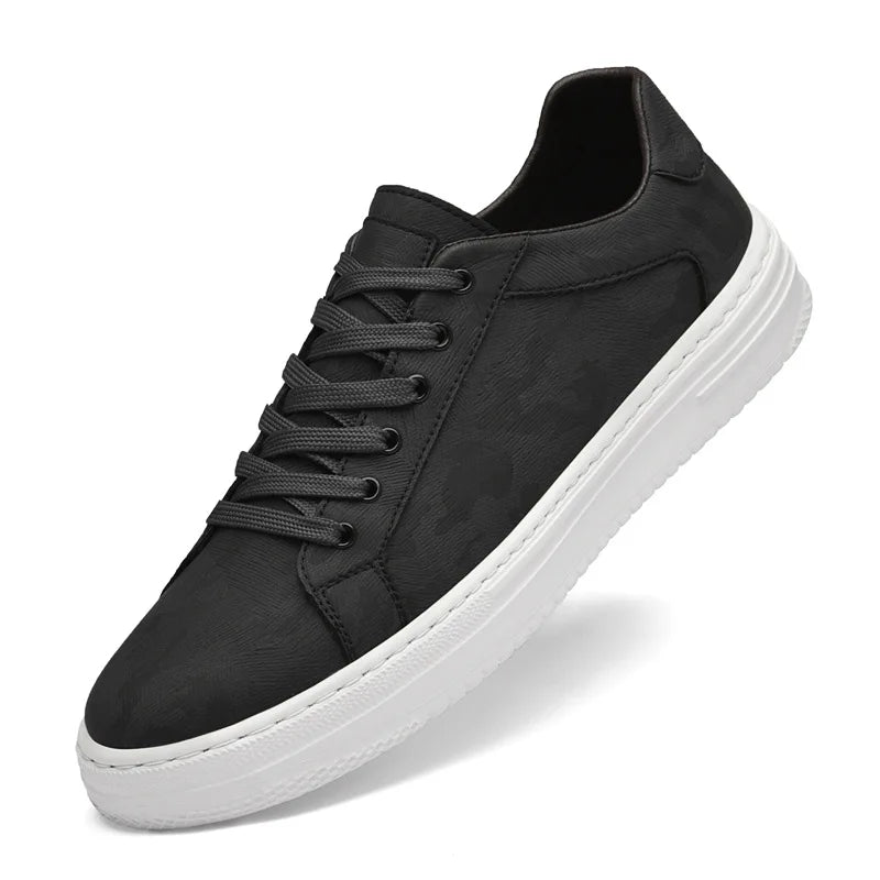 Men's Casual Shoes – Trendy Print Lace-Up trainers for Smart Casual Outings — side view