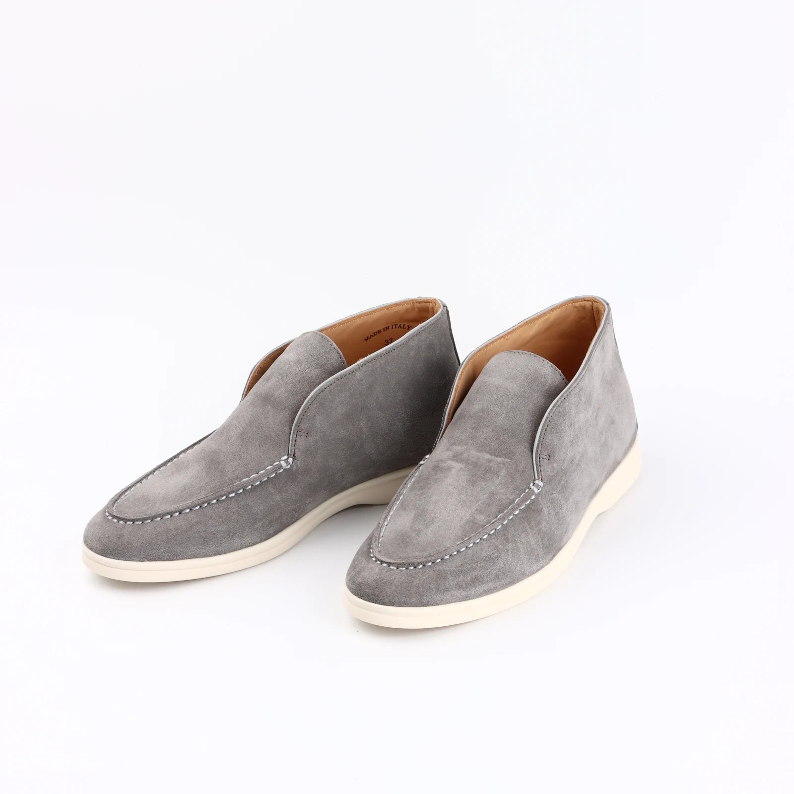 Men's Loafers – Luxurious Sheepskin Comfort Shoes for Casual Outings — back view