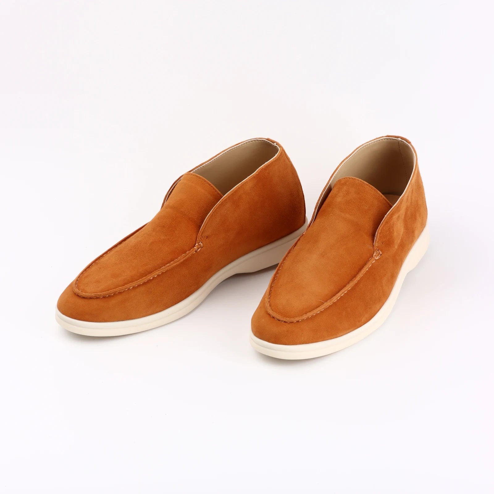 Men's Loafers – Luxurious Sheepskin Comfort Shoes for Casual Outings — front close-up