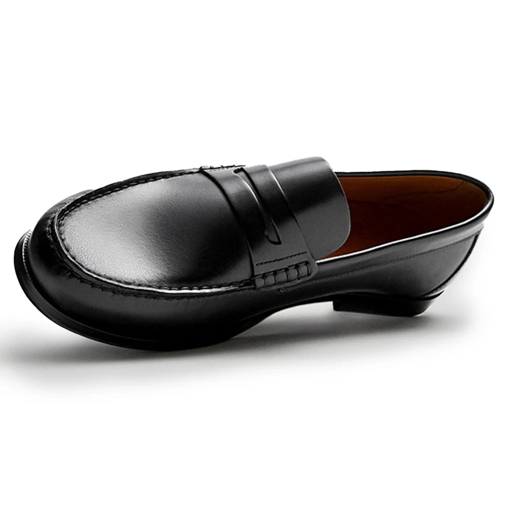 Men's Vintage Calf Leather Loafers – Breathable Slip-On Design for Casual Elegance — close-up
