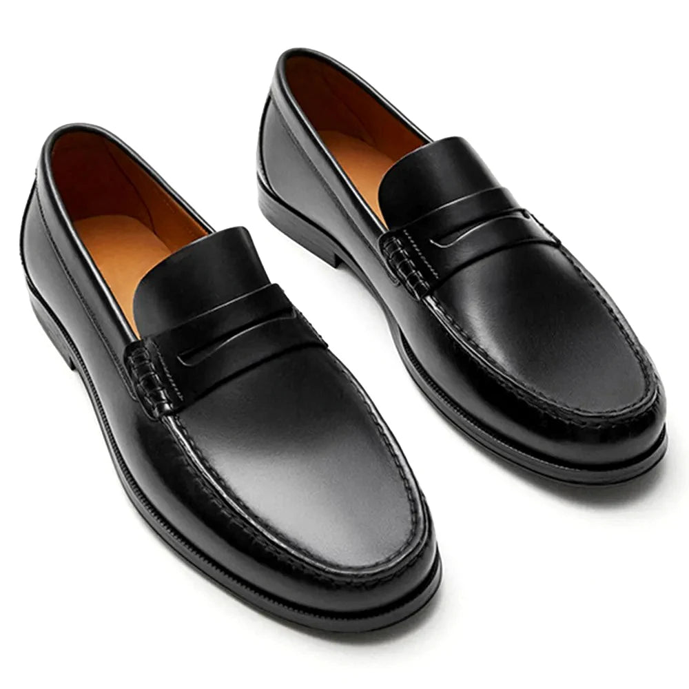 Men's Vintage Calf Leather Loafers – Breathable Slip-On Design for Casual Elegance — model wearing
