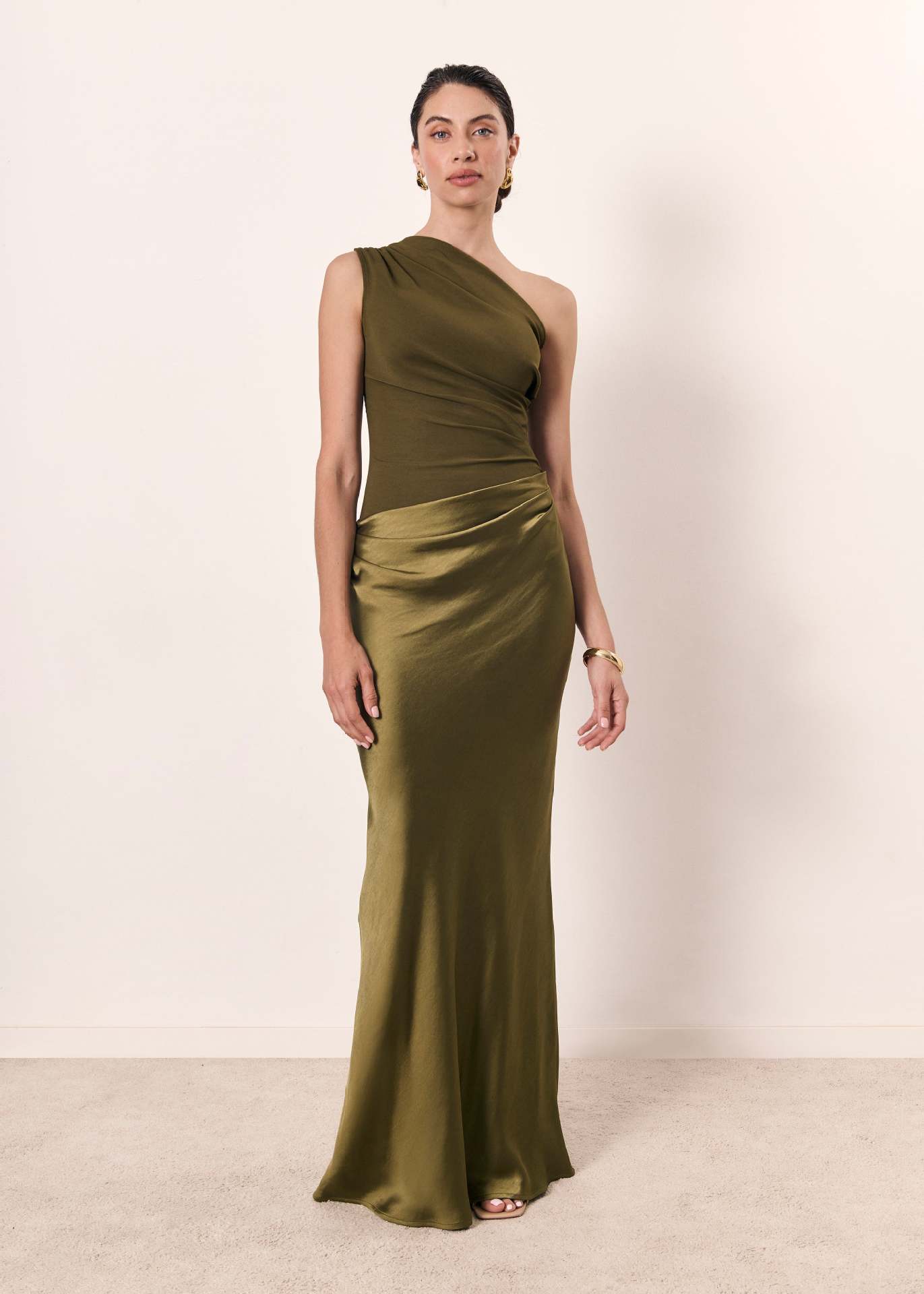 One-Shoulder Satin Long Evening Dress with Ruched Bodice and Column Skirt — detail view