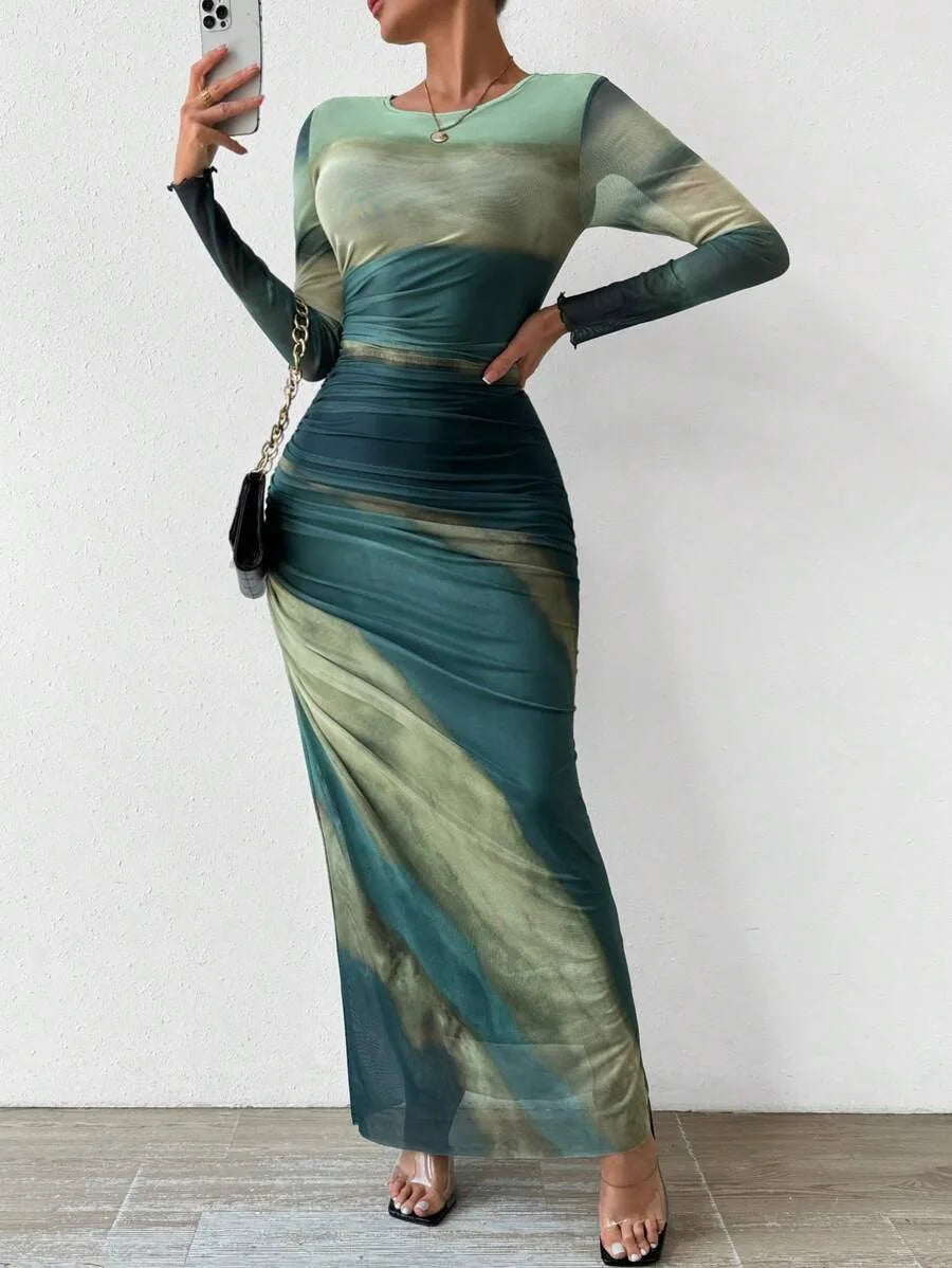 Pleated Maxi Dress – Elegant Mesh Design for Special Evening Events