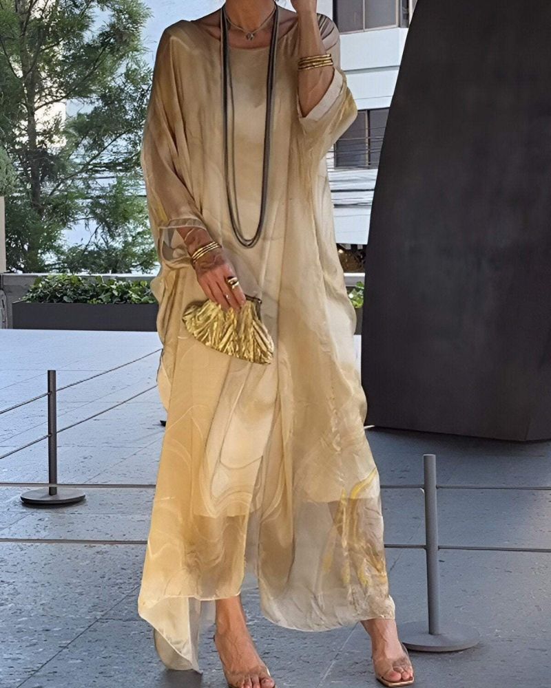 Plus Size V-Neck Loose Maxi Dress for Comfortable Summer Wear — detail view