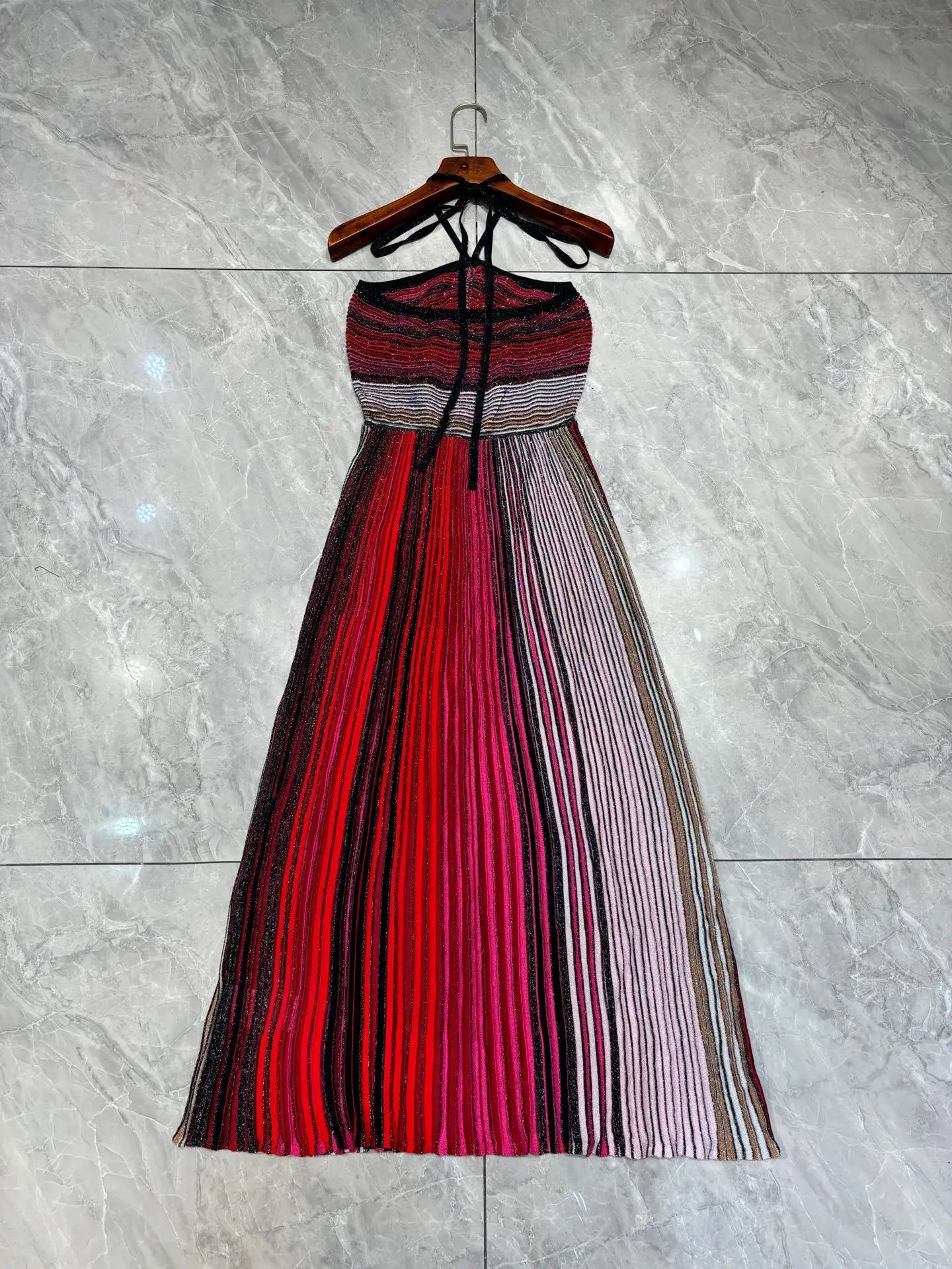 Sequined Maxi Dress – Elegant Halter Neck Evening Gown — styling detail