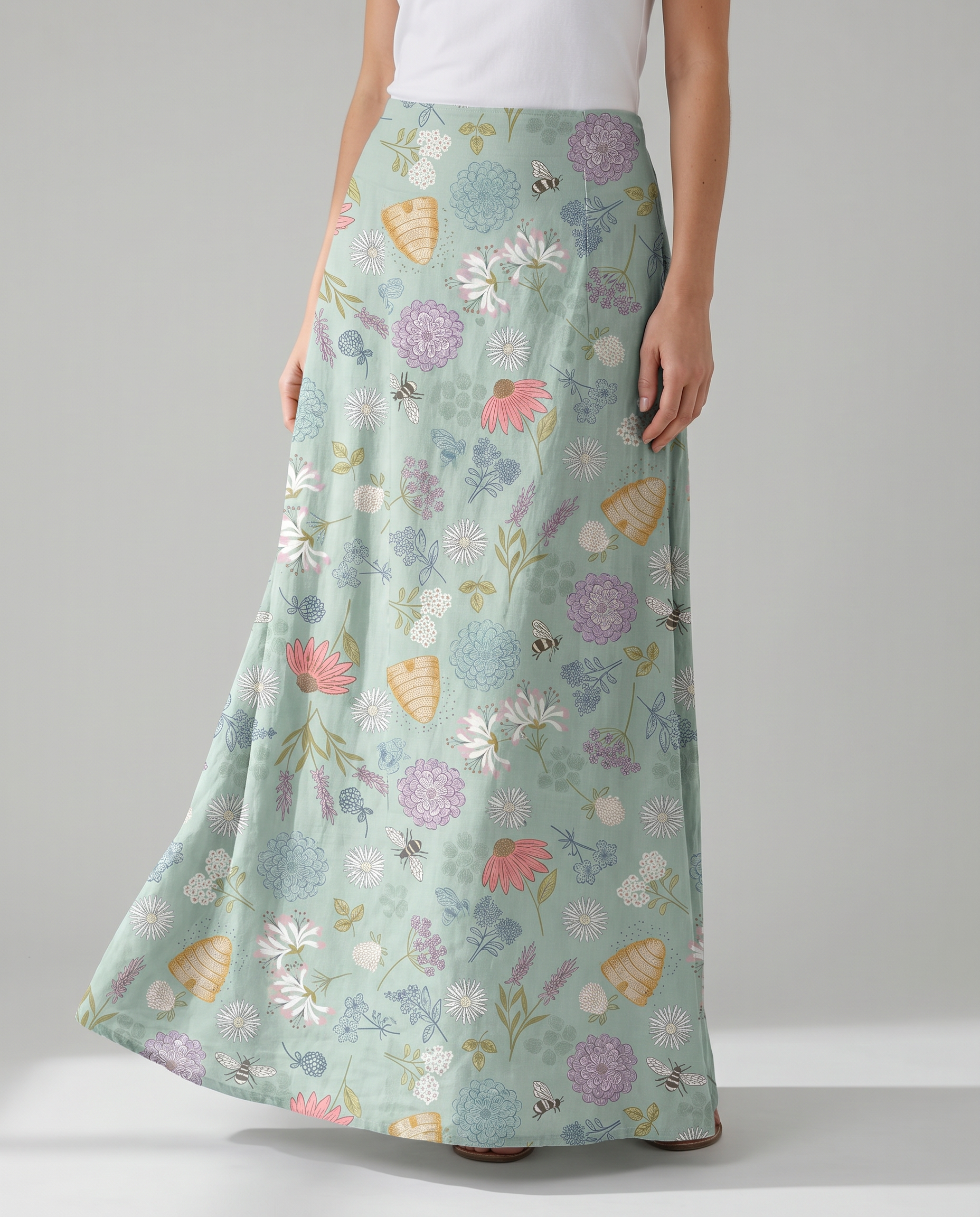Spring Floral Bumble Bee Print Pocket Skirt — detail view