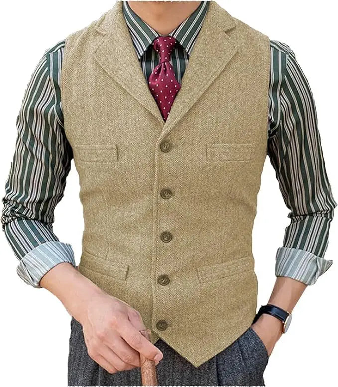 Suit Vest – Elegant Wool Design For Formal & Casual Occasions — close-up