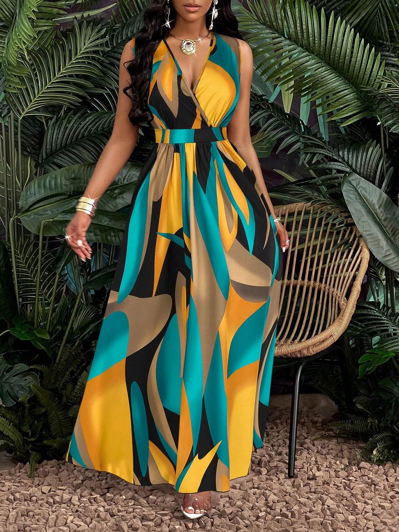 Tropical V-Neck Maxi Dress – Stylish Fit and Flare for Summer Outings