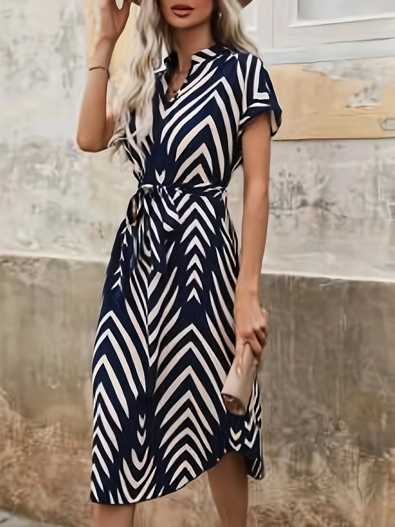 V-Neck Stripe Dress – Chic Casual Summer Style — detail view
