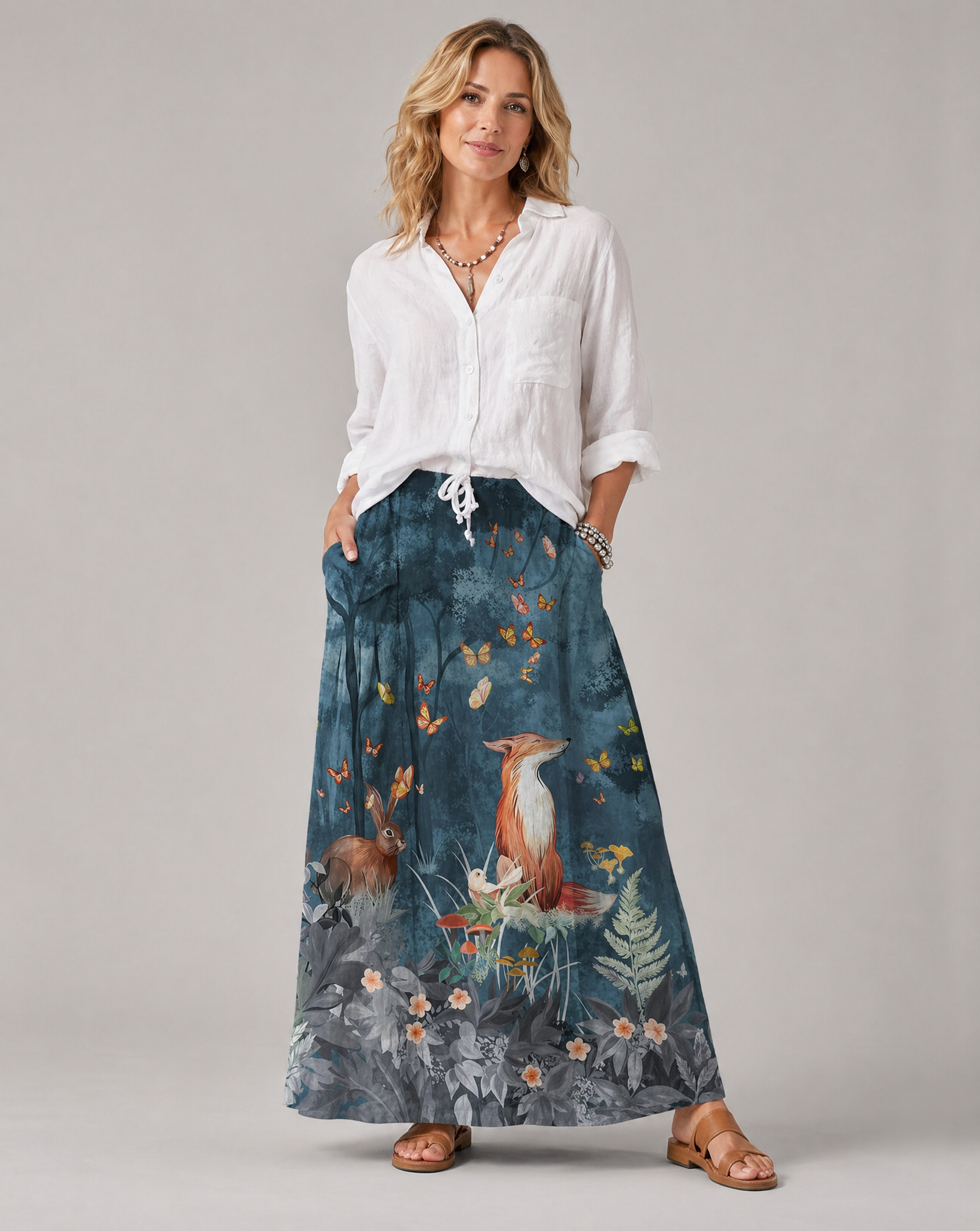 Vintage Animal Floral Print Dark Blue Pocket Skirt — model wearing
