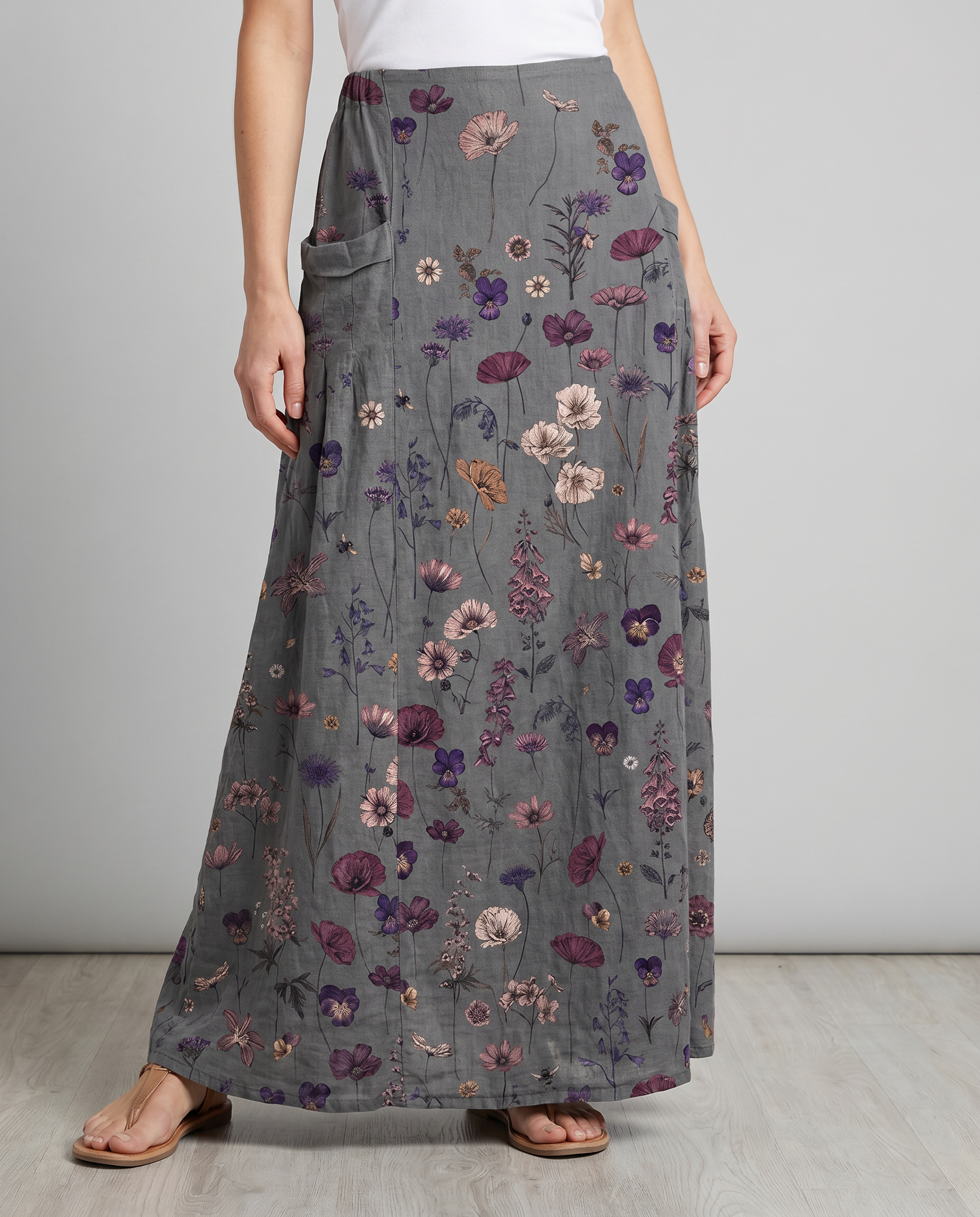 Vintage Flower Art Print Pocket Maxi Skirt — detail view