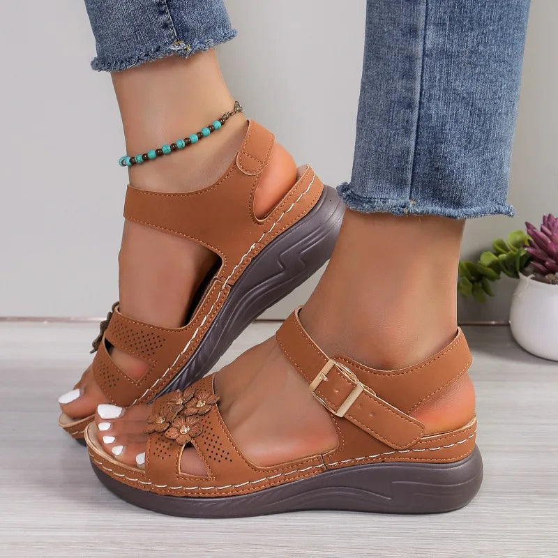 Wedge Sandals – Comfortable Wide-Toe Design for Casual Outdoor Wear — close-up