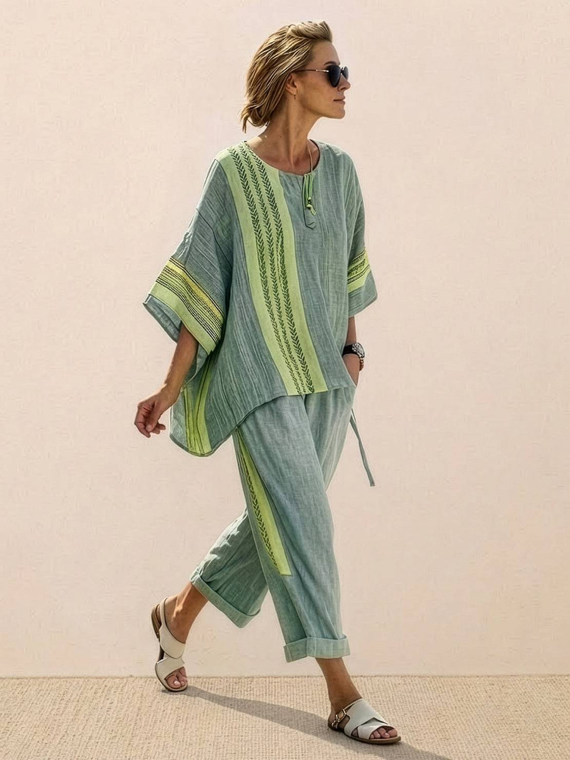 Women's Casual Striped Wide-Leg Pants and Oversized Tee Two-Piece Set — detail view