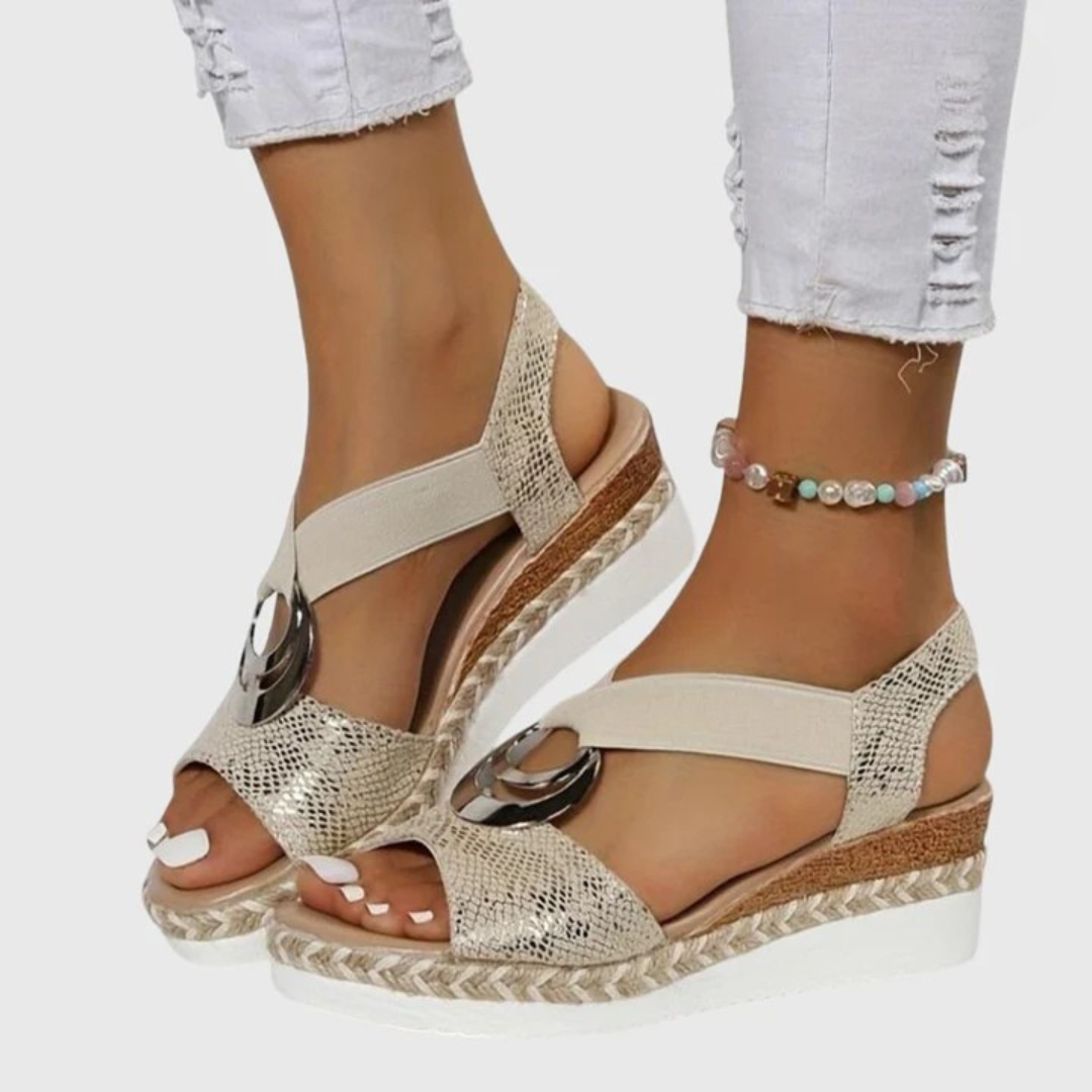 Women's Open-Toe Platform Espadrille Sandals with Ring Detail