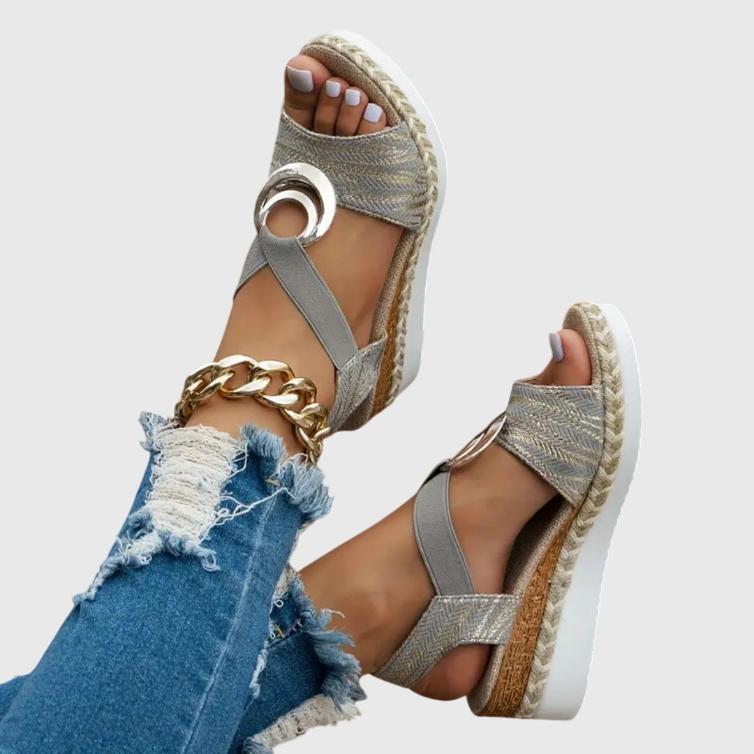 Women's Open-Toe Platform Espadrille Sandals with Ring Detail