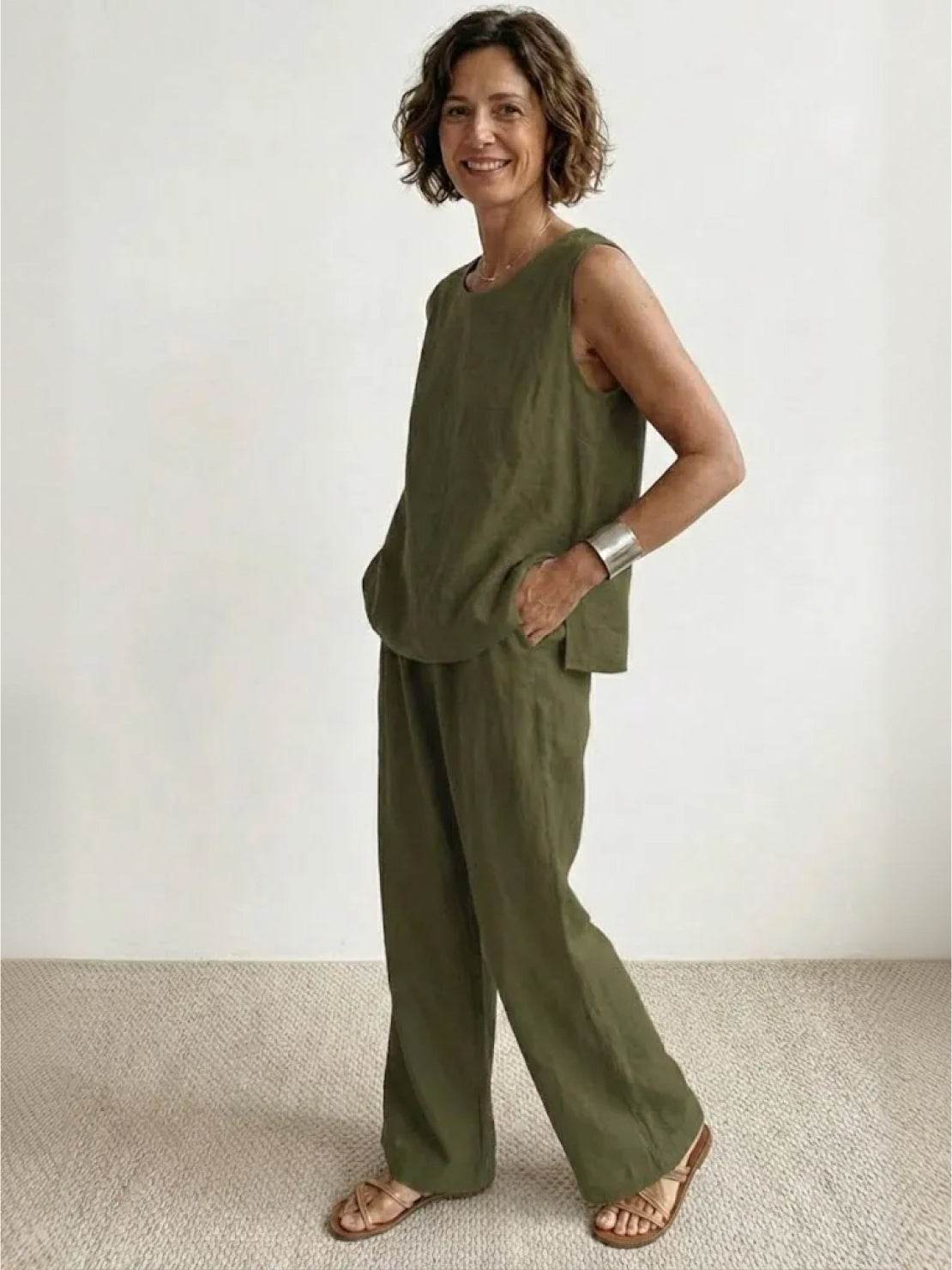 Women's Sleeveless Tank Top and Wide-Leg Pants Two-Piece Set — alternative angle