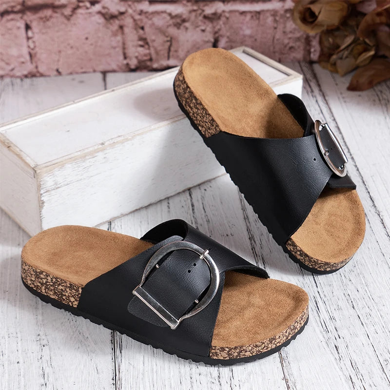 Women's Slippers – Stylish Flat Heeled Design for Casual Comfort — alternative angle